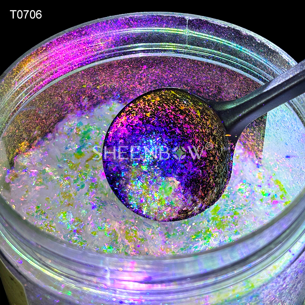 T070AuroraMultichrom（Nägel & Make-up）