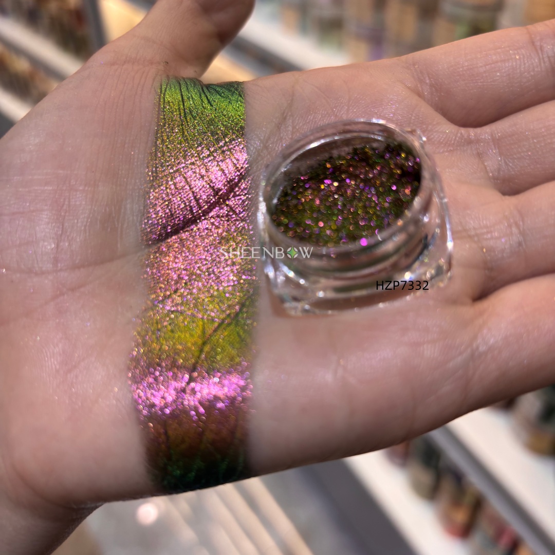 MultichromChamäleon（Lidschatten·Lippenstift）